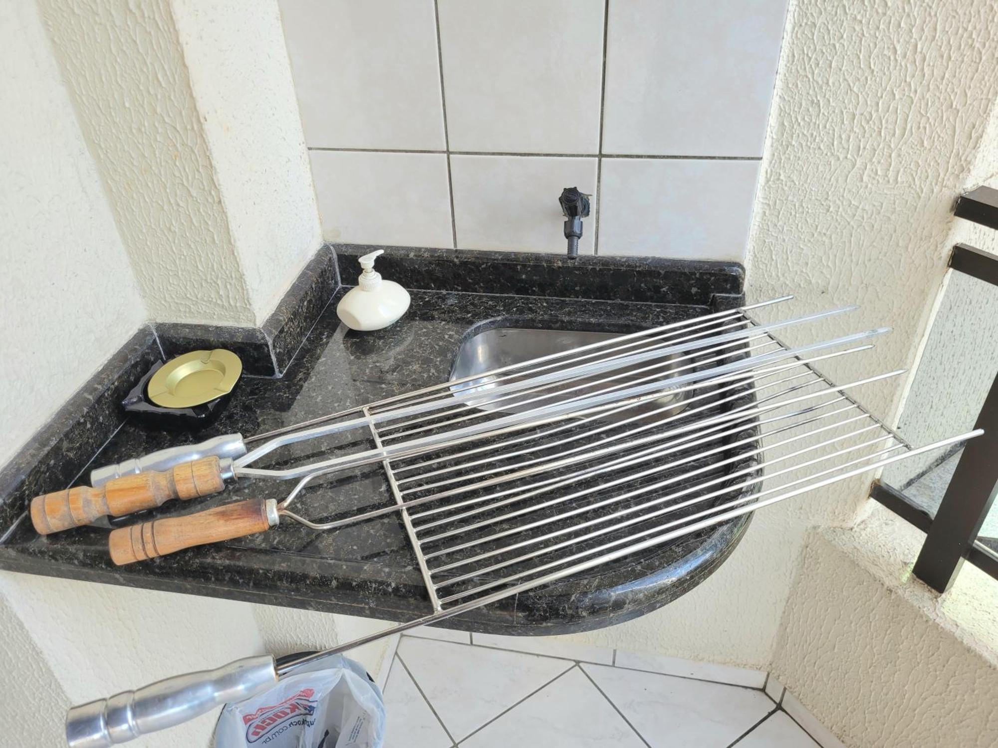 Apartamento 200 Metros Da Praia 03 Quartos Com Ar Condicionado - Meia Praia - Itapema Extérieur photo